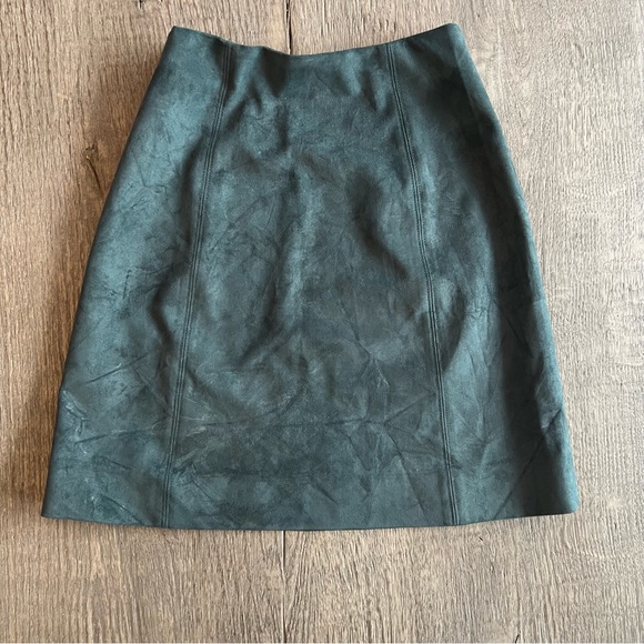 Babaton Green Skirt - Picture 6 of 6